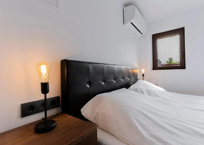 Bobevata - Floor 1 - Stunning View Old Town Apartamento